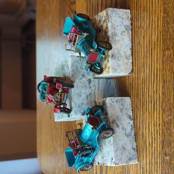 Matchbox Lesney Diecast Models of Yesteryear lot - Picture 1 of 6